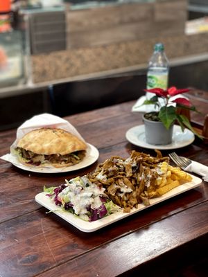 Seitandöner & Planted Teller at Pizza Chili Sigmarigen in Sigmaringen