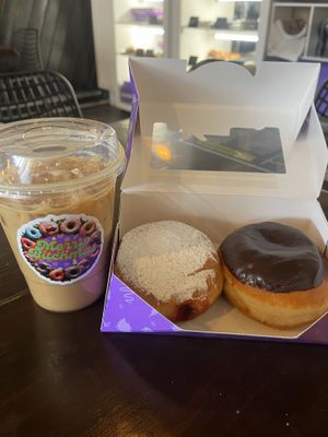   at Bitchin Donuts in Albany