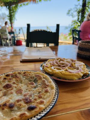Appetizers  at To Tzitziki Sto Almiriki in Crete