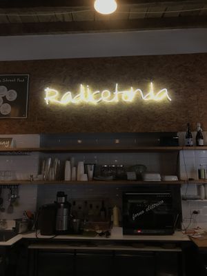 counter at Radicetonda - Via Spallanzani in Milan