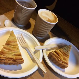 apple pie at Radicetonda - Via Spallanzani in Milan