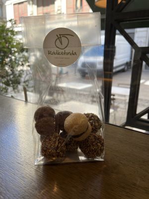 Sweets including vegan rocher   at Radicetonda - Via Spallanzani in Milan