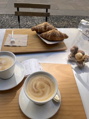 Sweet breakfast   at Radicetonda - Via Spallanzani in Milan
