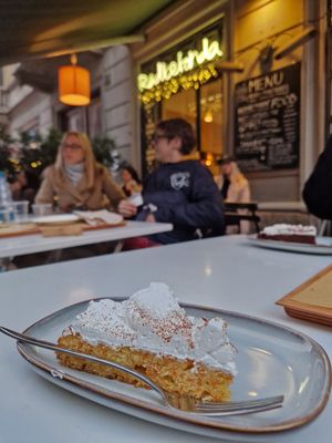  at Radicetonda - Via Spallanzani in Milan