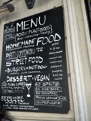 Sign outside   at Radicetonda - Via Spallanzani in Milan