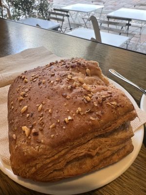 Saccottino alla nocciola  at Radicetonda - Via Spallanzani in Milan