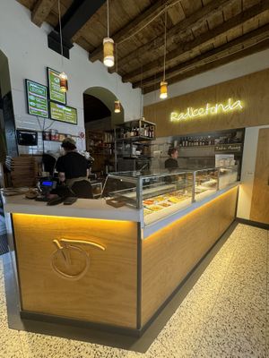 Ordering Counter   at Radicetonda - Via Spallanzani in Milan