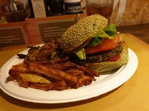 Burger at Radicetonda - Via Spallanzani in Milan