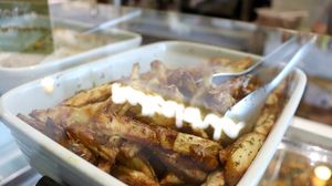 Potatoes. Delicious herbs   at Radicetonda - Via Spallanzani in Milan