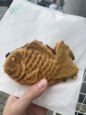 Matcha taiyaki   at Taiyaki Namihei たい焼きなみへい in Kamakura