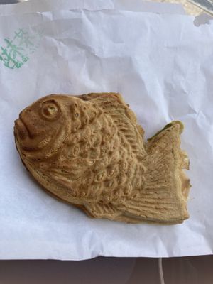 Matcha taiyaki   at Taiyaki Namihei たい焼きなみへい in Kamakura