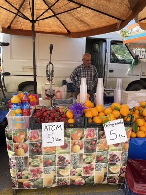 Freshly squeezed juice   at Pazartesi Pazarı Oba in Antalya