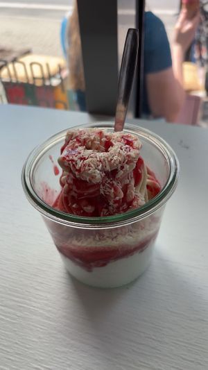 veganes Spaghettieis 😊  at Café FaGio by Heisszeit in Marburg