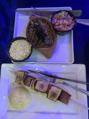 Two entries: casquinha de falso siri and espetinho de tofu   at Kitanda Emporio and Gastrobar in Salvador