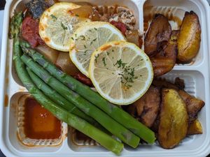  at Comptoir Alimentaire Végétalien FunnYummy in Sherbrooke