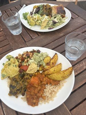 We had the most amazing food at Manna Haven and felt very welcome! You can literally taste the love it’s been cooked and served with😄we can highly recommend this place 😌  at Manna Haven in Byron Bay