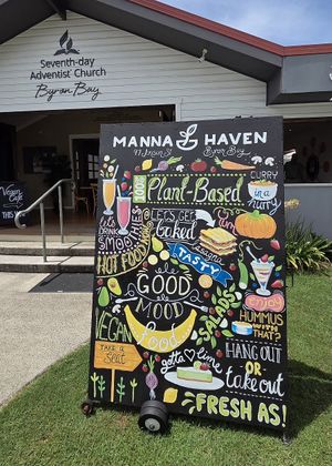 Cafe front at Manna Haven in Byron Bay