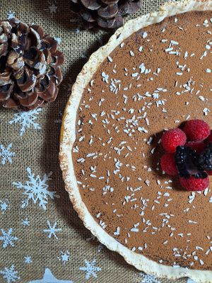 Tarte de Cacau, vegana, sem glúten, sem açúcar e altamente viciante 🌱 at Mãe Terra in Portimao