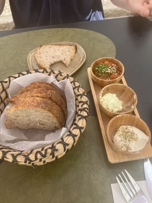 Bread and a selection of spreads  at Mãe Terra in Portimao