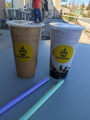 Thai coffee and "taco" taro-coconut boba special at NUM NUM BOBA in Reno