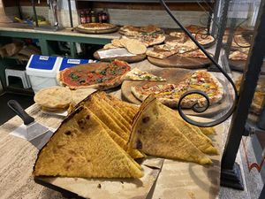 Take away Pizzas (also with cheese and meet)  at Dante & Gentucca in Lucca