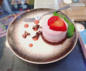 Raw Vegan Strawberry Cake 軟心草莓生機蛋糕 (by Raw Chef Mandy, available on 16/6 only) at Joys Cafe - 悅素 in Kowloon