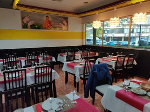 Restaurant seating at Buddha Palace Indio-Nepalí Restaurante in Bilbao