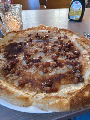 "Boerenjongens" (rum raisin) at Pancake House de Molen in Scharendijke