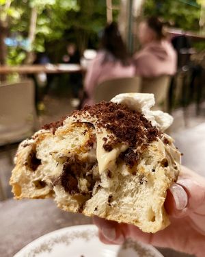 Vegan banana & choco roll inside at 2022_bak in Yerevan
