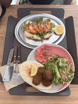   at Kkachi Kkachi - 까치까치 in Busan