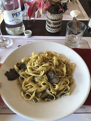 Tagliatelle gluten free con tartufo  at Osteria della Rocca in Gaggio Montano