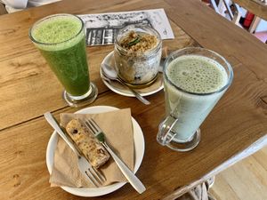 Green smoothies, vegan chia pudding, marzipan roll at Sunmoon - Septemvri in Sofia