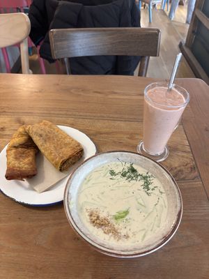 Banitsa with mushrooms & rice, vegan tapatop soup and smoothie.  at Sunmoon - Septemvri in Sofia