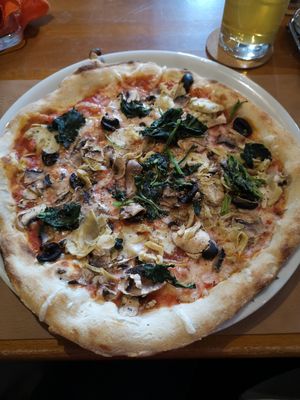 Pizza 4 Stagioni at L'Incontro in Karlsruhe