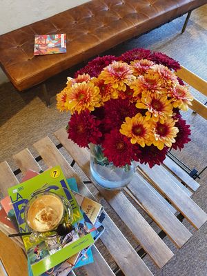 Oat milk cappuccino at Grava Bike Café in Barcelos