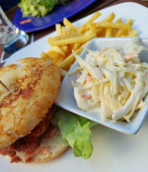 Vegan burger with coleslaw. at Stragula in Munich