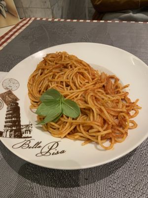 Pasta napoli   at Vegano Mezo in Berlin