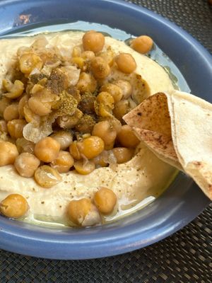 best humus ever at Vegano Mezo in Berlin