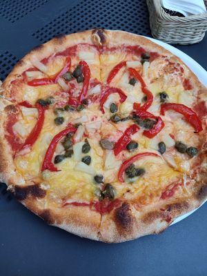 Vegan pizza at Fabryka Pizzy in Katowice