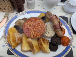 Full cooked breakfast at The Vegan Coffi House in Aberdare