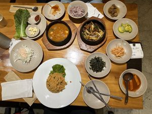 The whole menu, including the vegan dishes   at Sulgodang in Busan