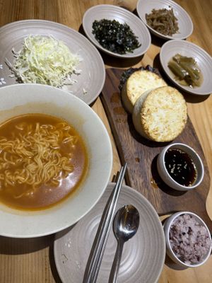   at Sulgodang in Busan