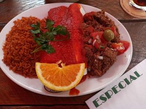 Vegane Enchilada Aguacate at Cafe Especial in Bonn