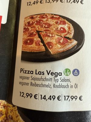 "salami"  at Domino's Pizza in Meissen
