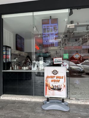 Shop from outside   at LOOKOO Subang Jaya in Subang Jaya