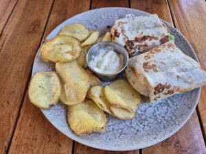Burrito vegetarisch at Wanaka in Tarifa