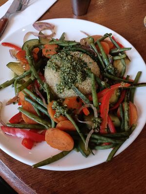  at Café Benjamin in Paris