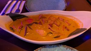 (reportedly NOT vegan!) massaman curry at Sa Wa Dee - Bar Playa del Inglés  in Gran Canaria