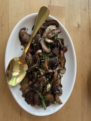 Mixed mushroom appetizer   at Minty Z Midtown  in Miami