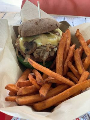 Mushroom Burger, Provolone chez,Grilled portobellos, spinach, tomato, caramelized onions and aioli (with sweet potato fries….Fire at Healthy Junk in Anaheim